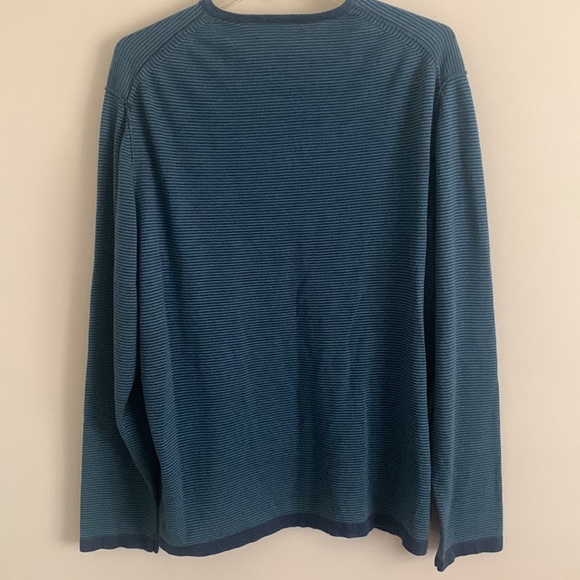 DKNY soft and lightweight knit tap long sleeve pullover size XL v-neck - Picture 6 of 8